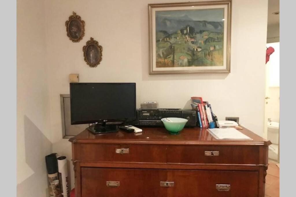 Appartamento Tipico Con Corte Privata Venesia Bagian luar foto